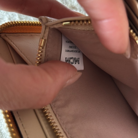 MCM Wallet - Picture 4 of 5